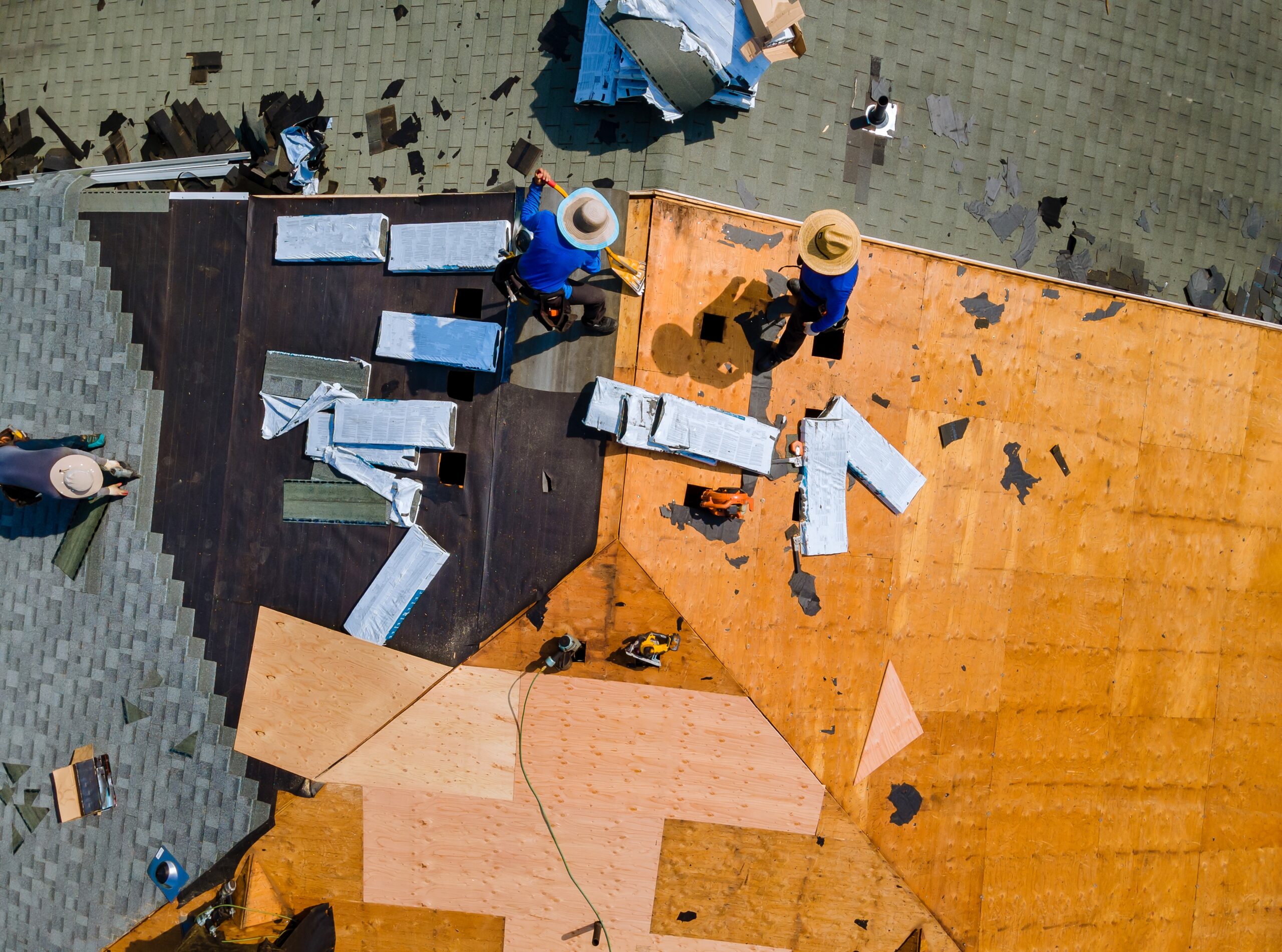 how much does it cost to replace a roof, Roanoke